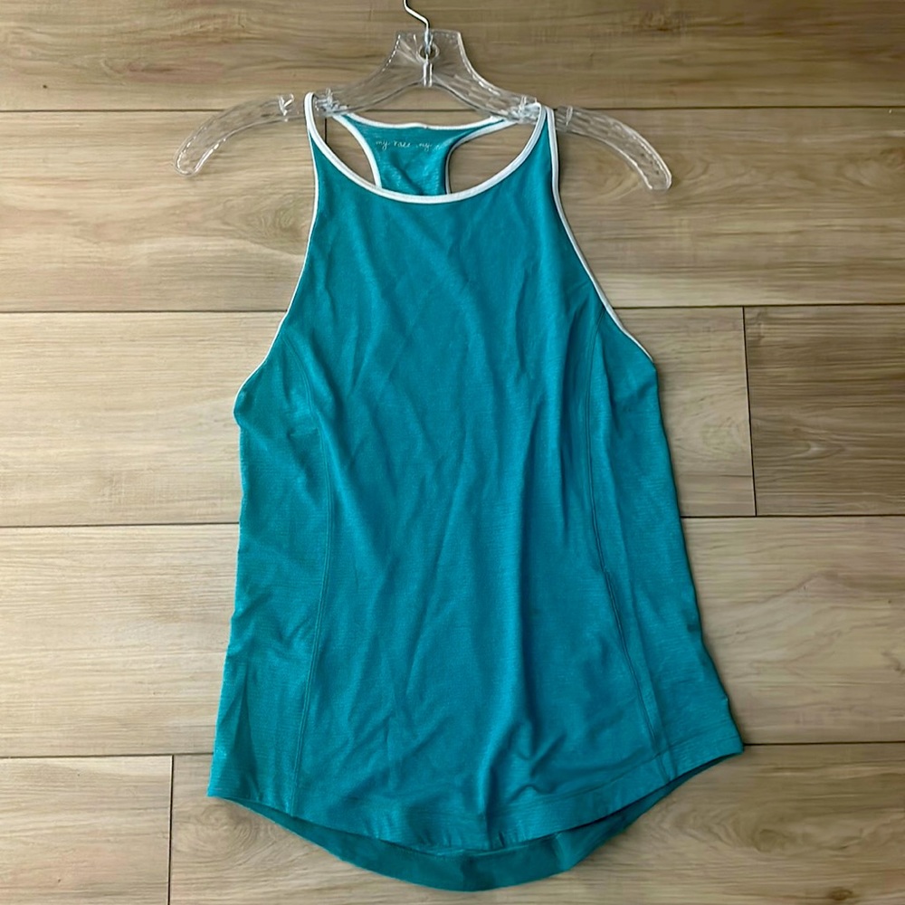 Lululemon Tank top size 4